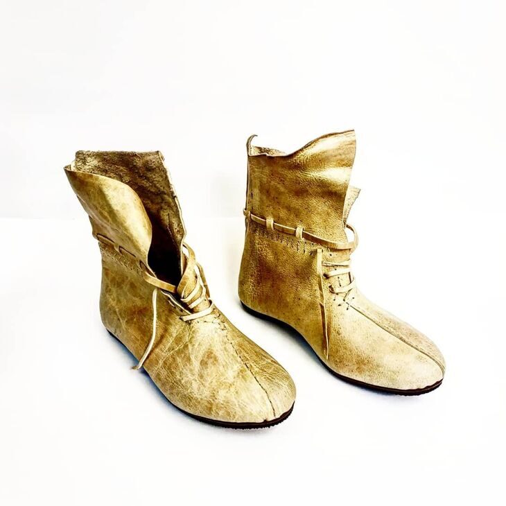 Historical shoes of the Middle Ages